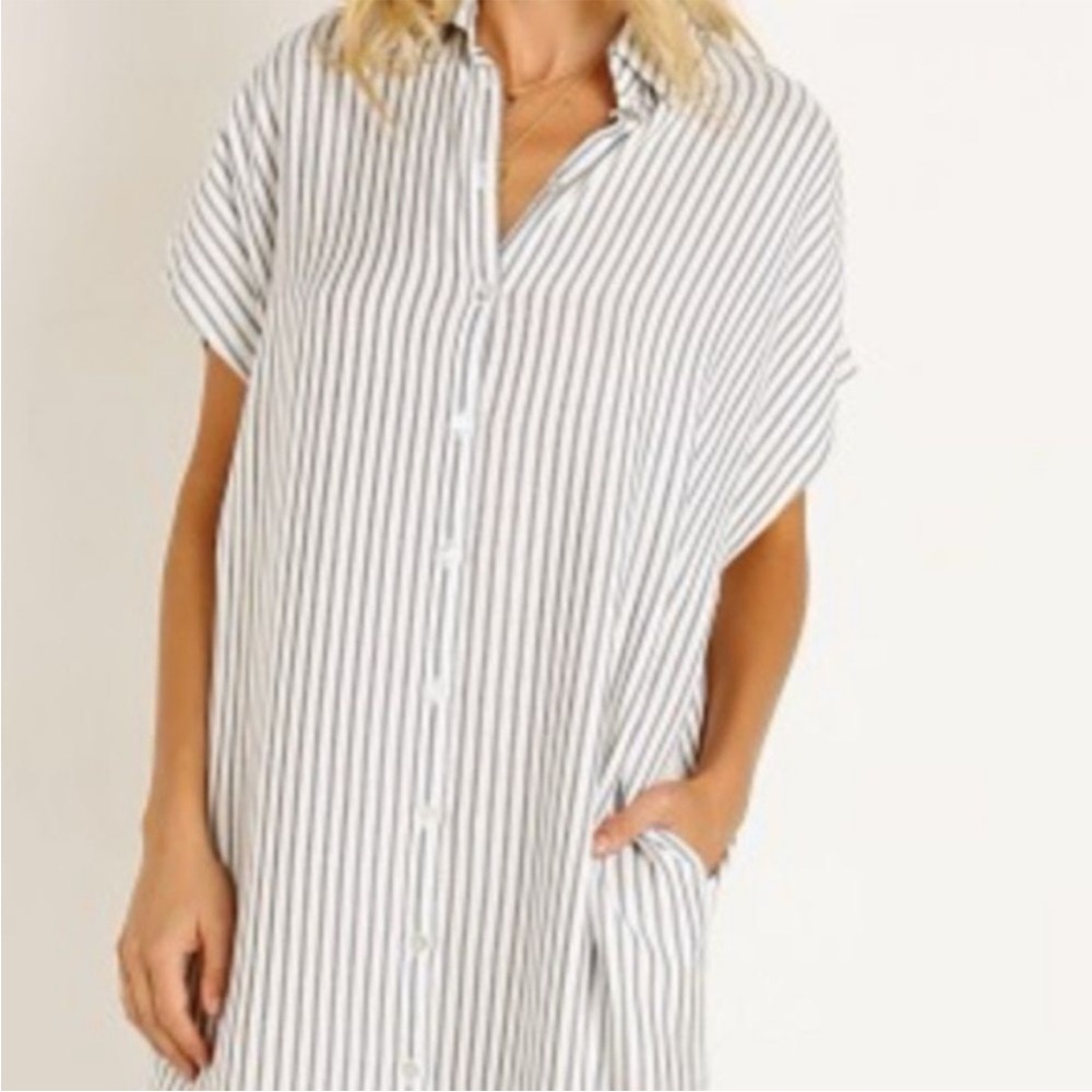 Indah Dress - Picture 5 of 6